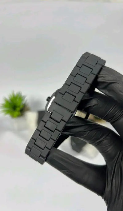 Black Arabic Aura Watch – Timeless Elegance with Arabic Numerals
