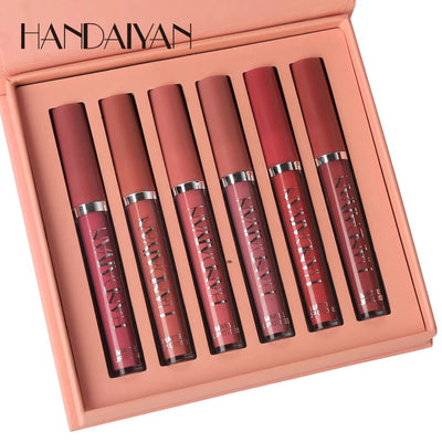 💄 Pack of 8 – 2-in-1 Matte Lipstick & Lip Liner Set A must-have for every makeup lover! This waterproof, smudge-proof set combines lip liner and matte lipstick in one — for bold, defined lips that last all day.